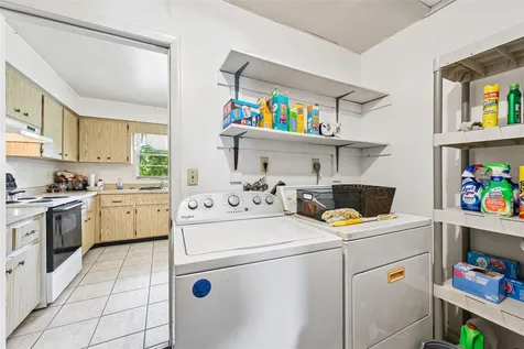 107 67th Street NE Bradenton FL 34208