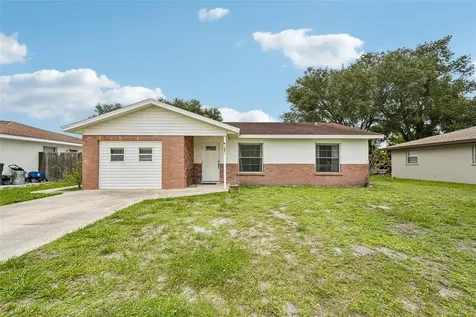 107 67th Street NE Bradenton FL 34208