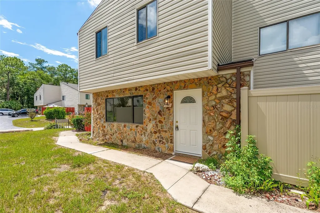 2213 NE 45th Avenue Ocala FL 34470