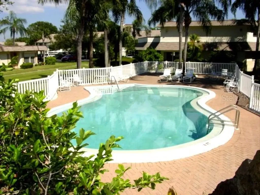 1601 N 43rd St N Street N St Petersburg FL 33713