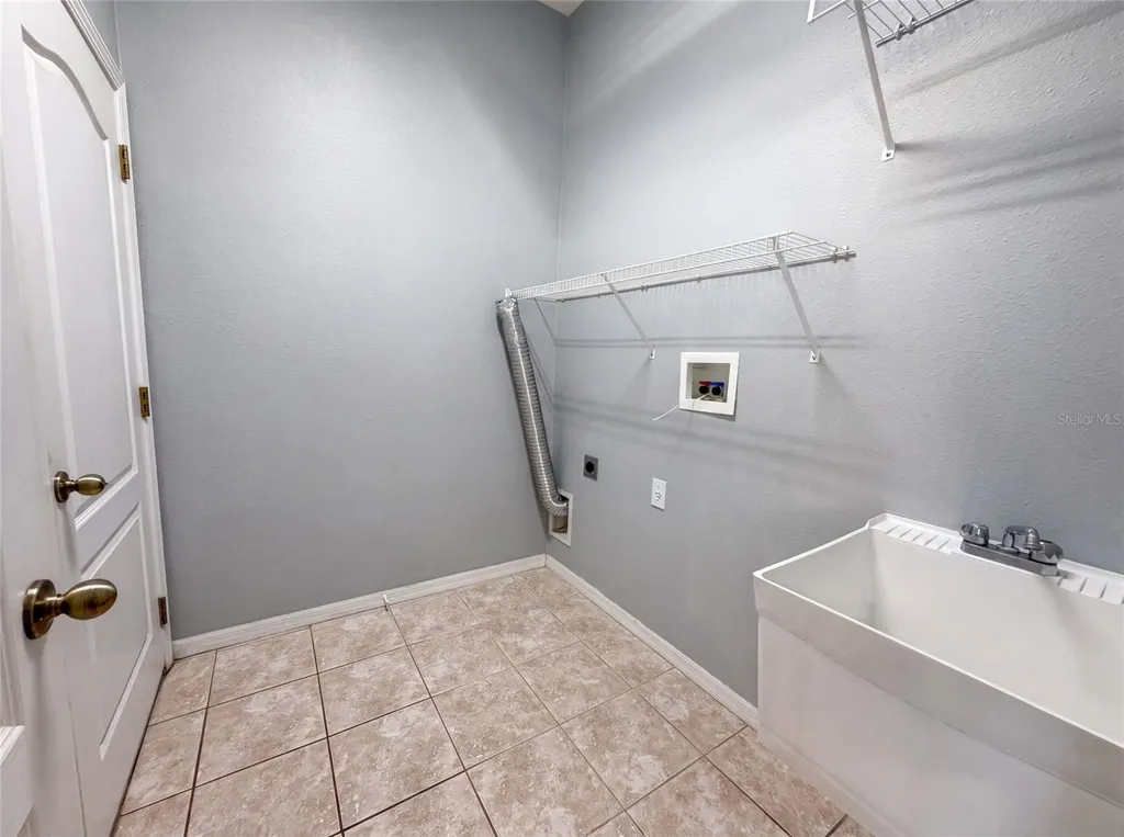 222 Taylor Bay Lane Brandon FL 33510