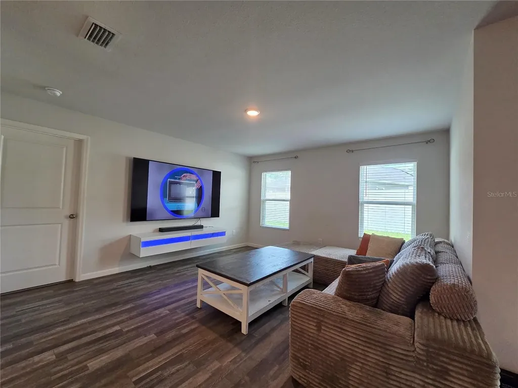 20133 NW 249th Street High Springs FL 32643