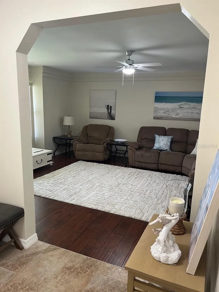 1209 Lake Loop Winter Haven FL 33880