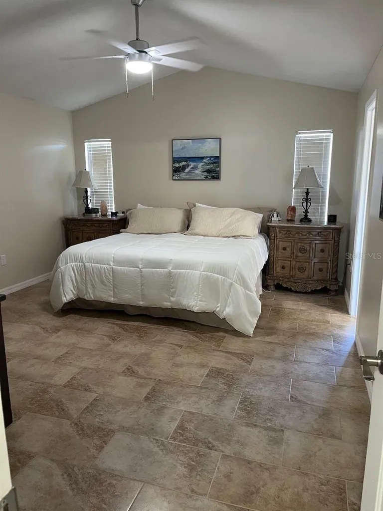 1209 Lake Loop Winter Haven FL 33880