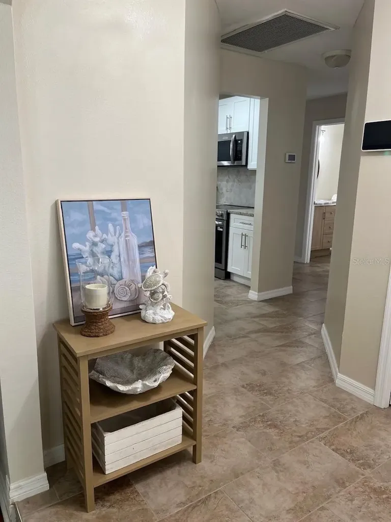 1209 Lake Loop Winter Haven FL 33880