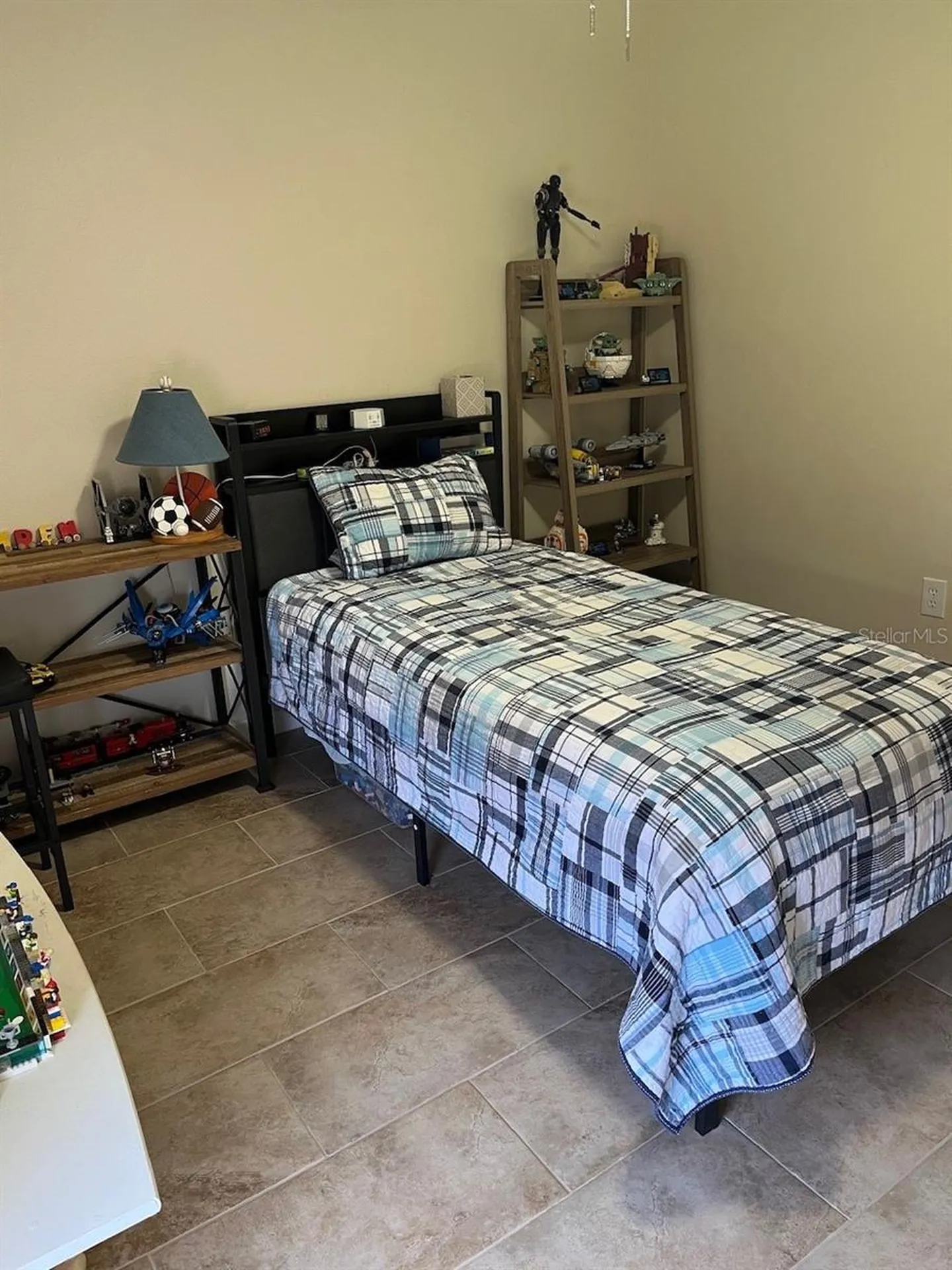 1209 Lake Loop Winter Haven FL 33880