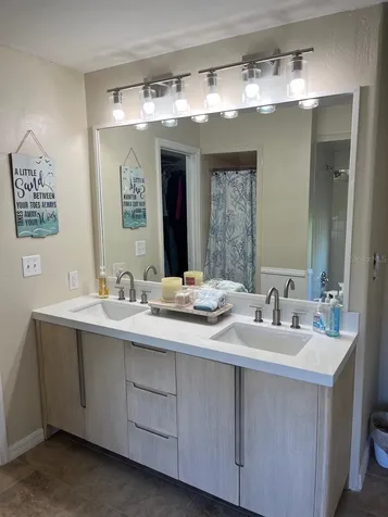 1209 Lake Loop Winter Haven FL 33880