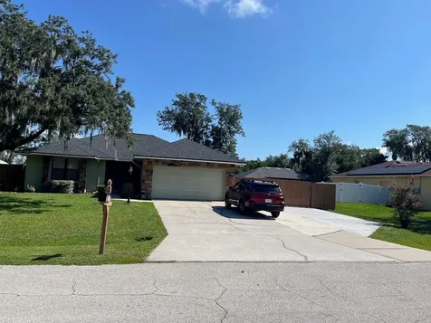 1209 Lake Loop Winter Haven FL 33880