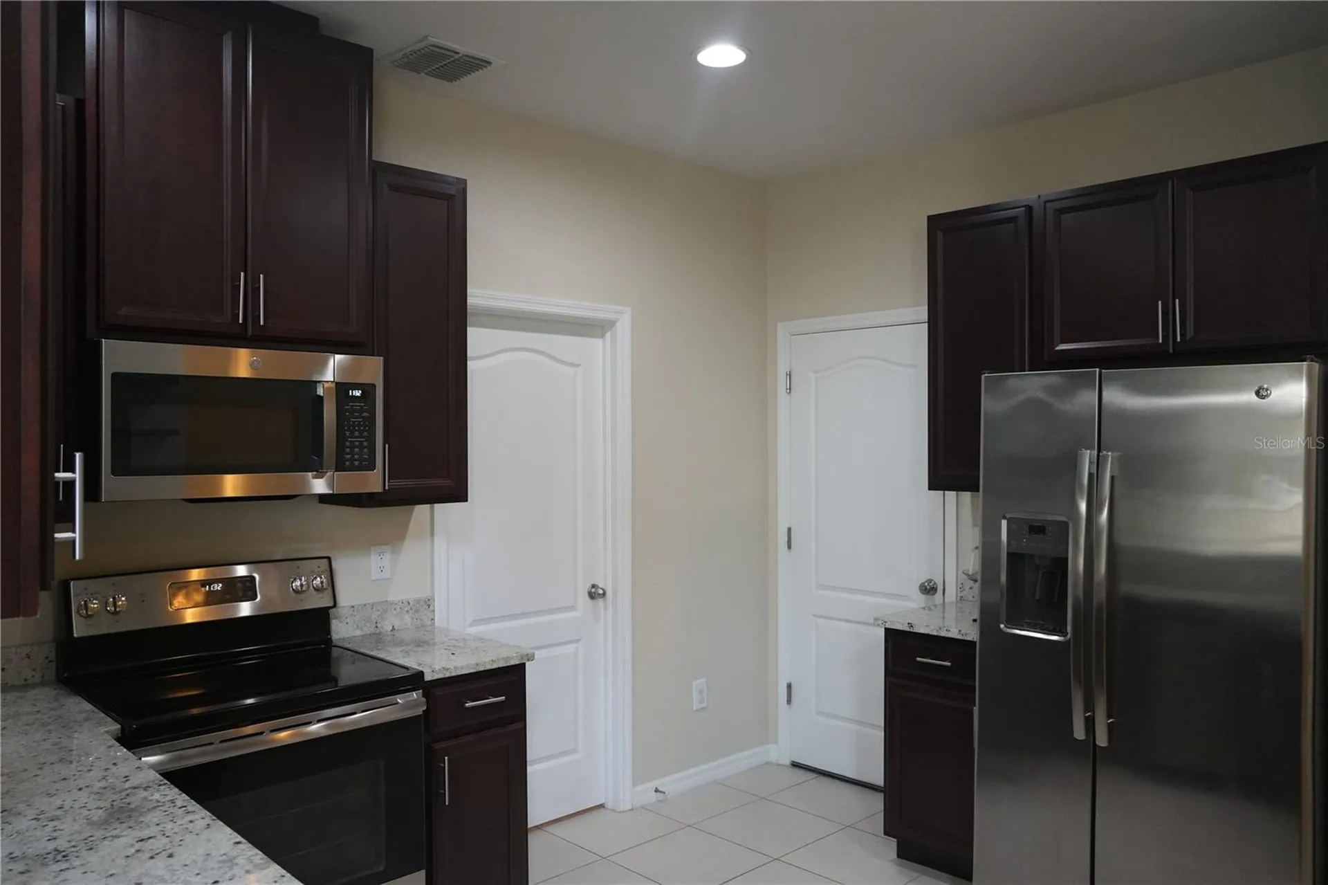 2212 Lennox Dale Lane Brandon FL 33510
