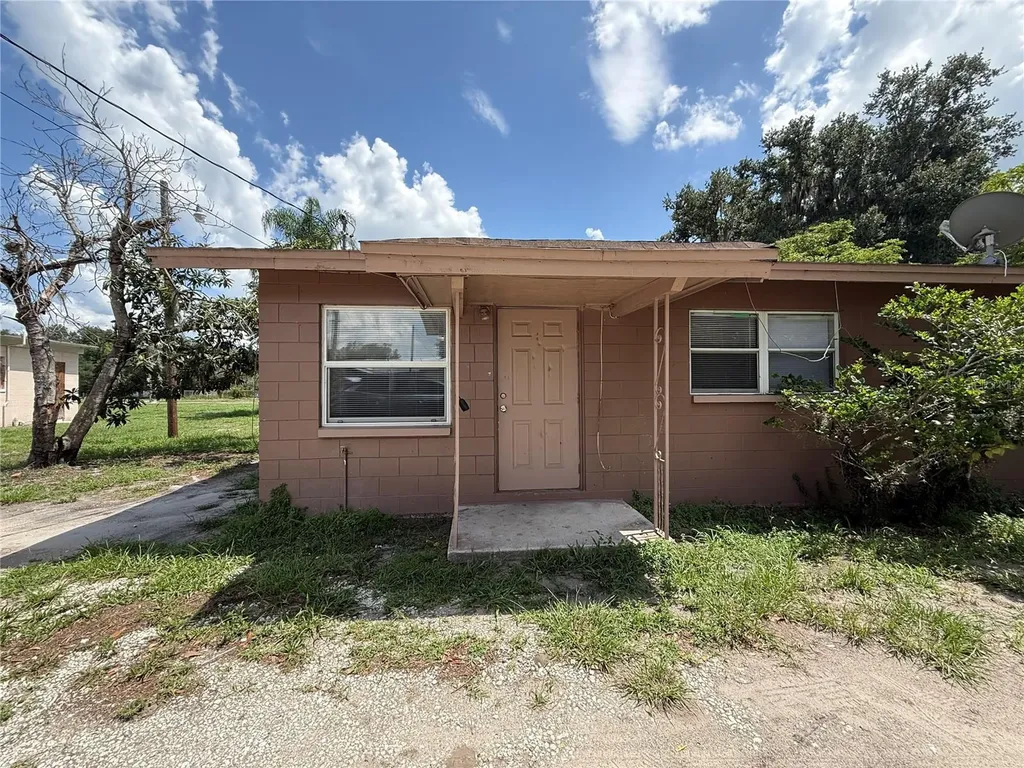114 Court Street SW Fort Meade FL 33841