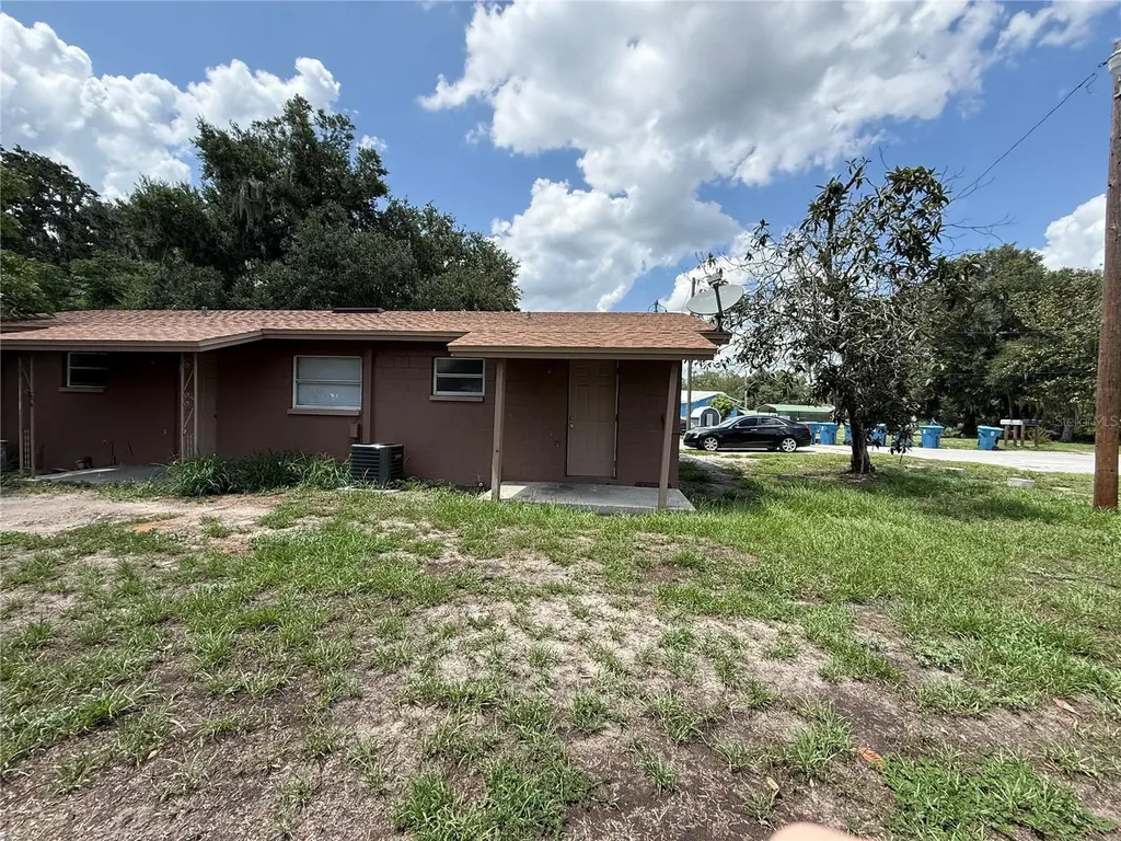 114 Court Street SW Fort Meade FL 33841