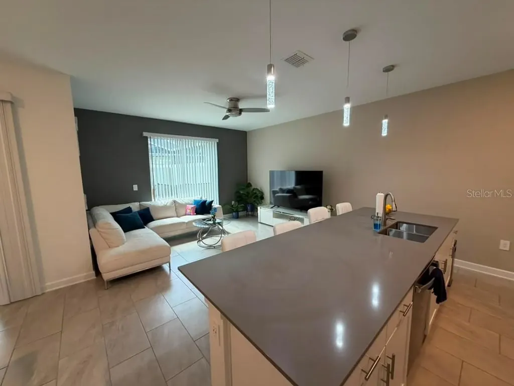 1172 Kingsbarn Street Davenport FL 33896