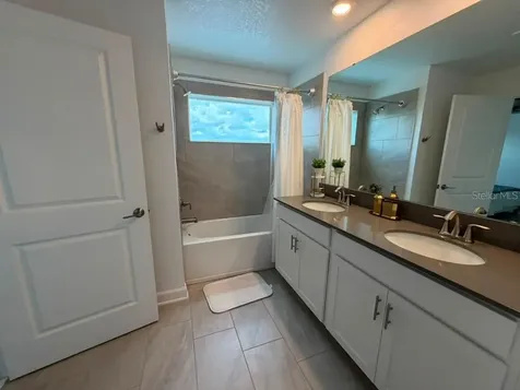 1172 Kingsbarn Street Davenport FL 33896