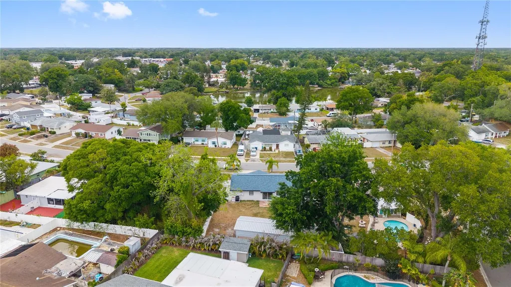 2310 W Knollwood Place Tampa FL 33604