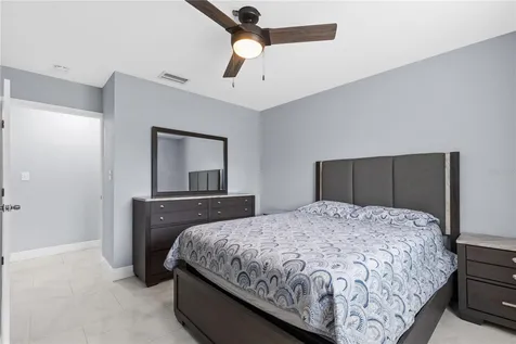 2310 W Knollwood Place Tampa FL 33604