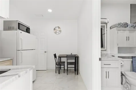 2310 W Knollwood Place Tampa FL 33604
