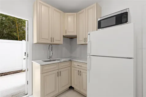 2310 W Knollwood Place Tampa FL 33604