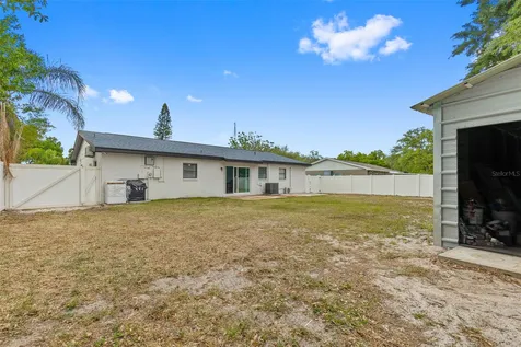 2310 W Knollwood Place Tampa FL 33604