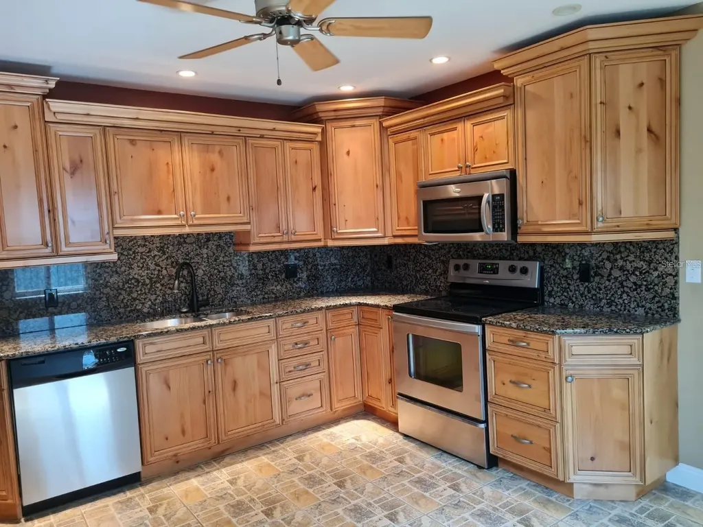 4800 34th Avenue N St Petersburg FL 33713