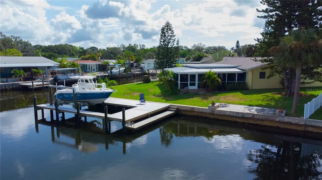 318 Circle Drive Palm Harbor FL 34683