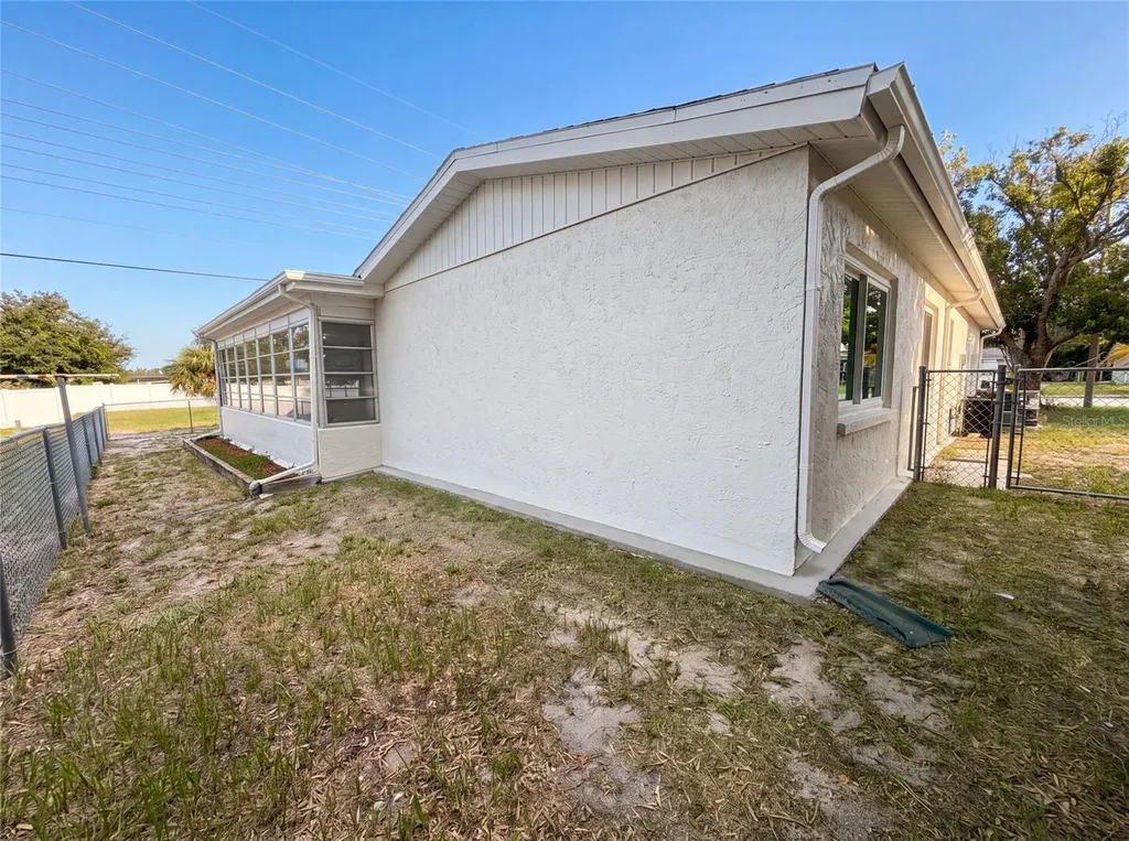 8053 Embassy Boulevard Port Richey FL 34668