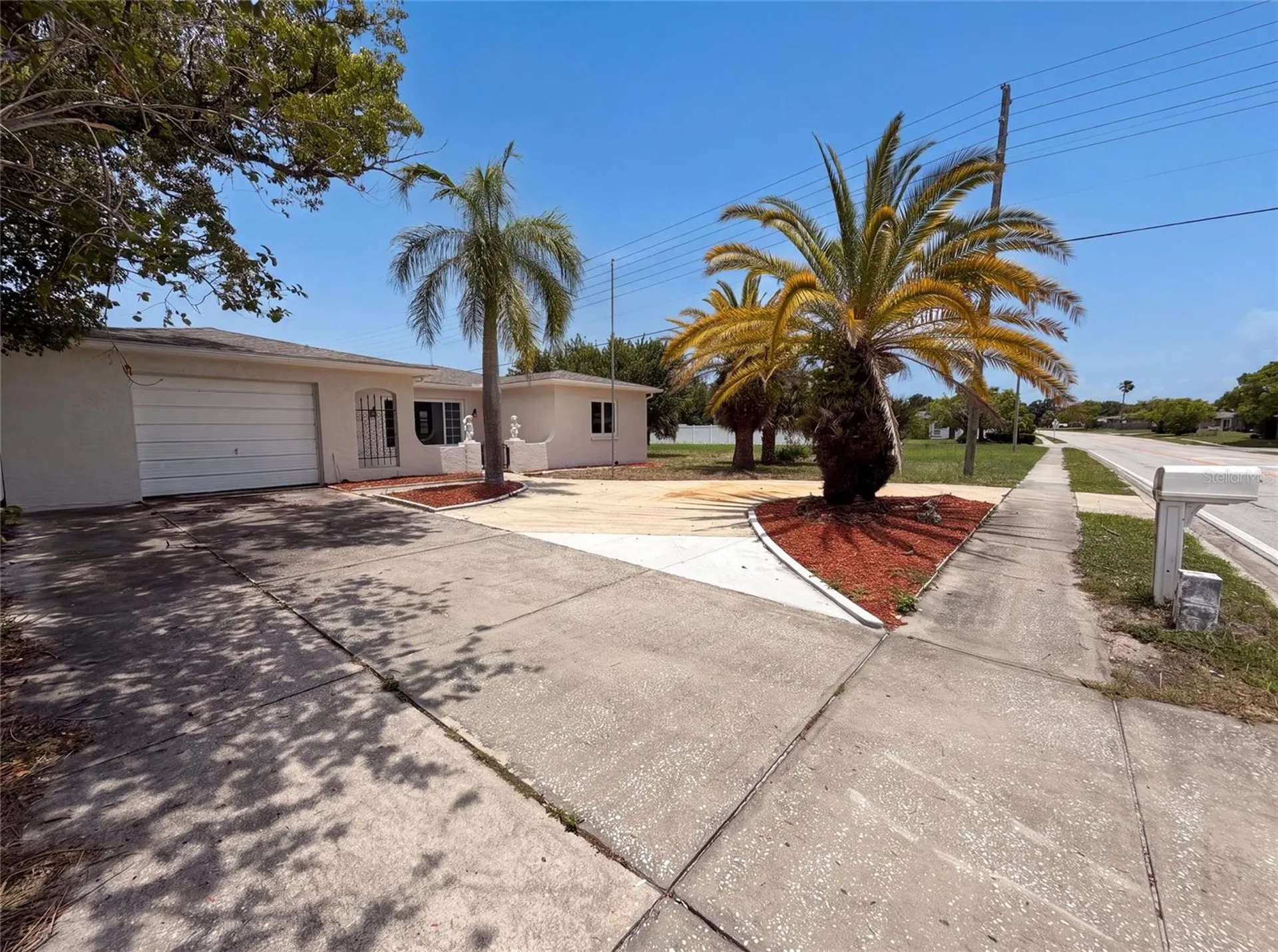 8053 Embassy Boulevard Port Richey FL 34668