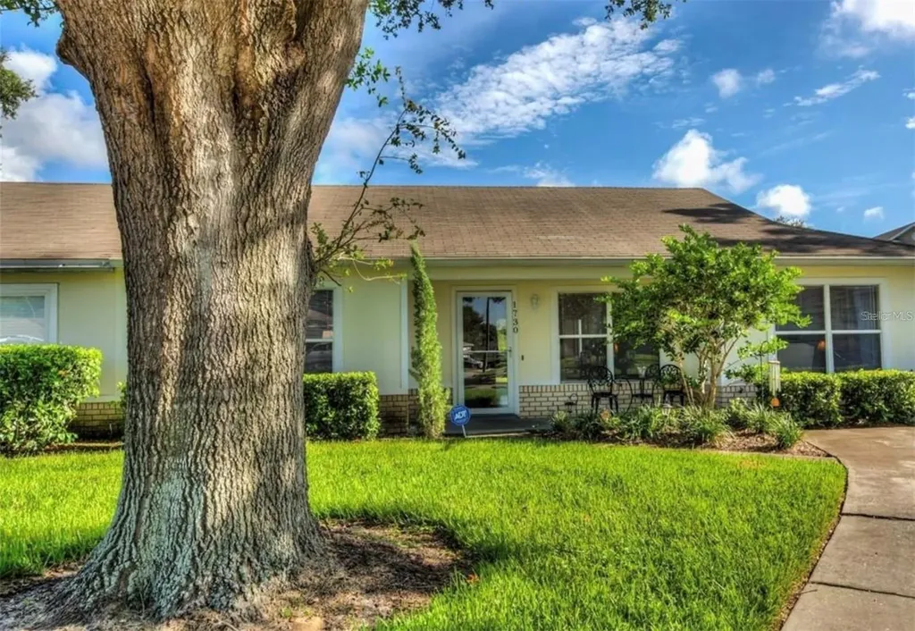 1730 Tropical Court Tavares FL 32778