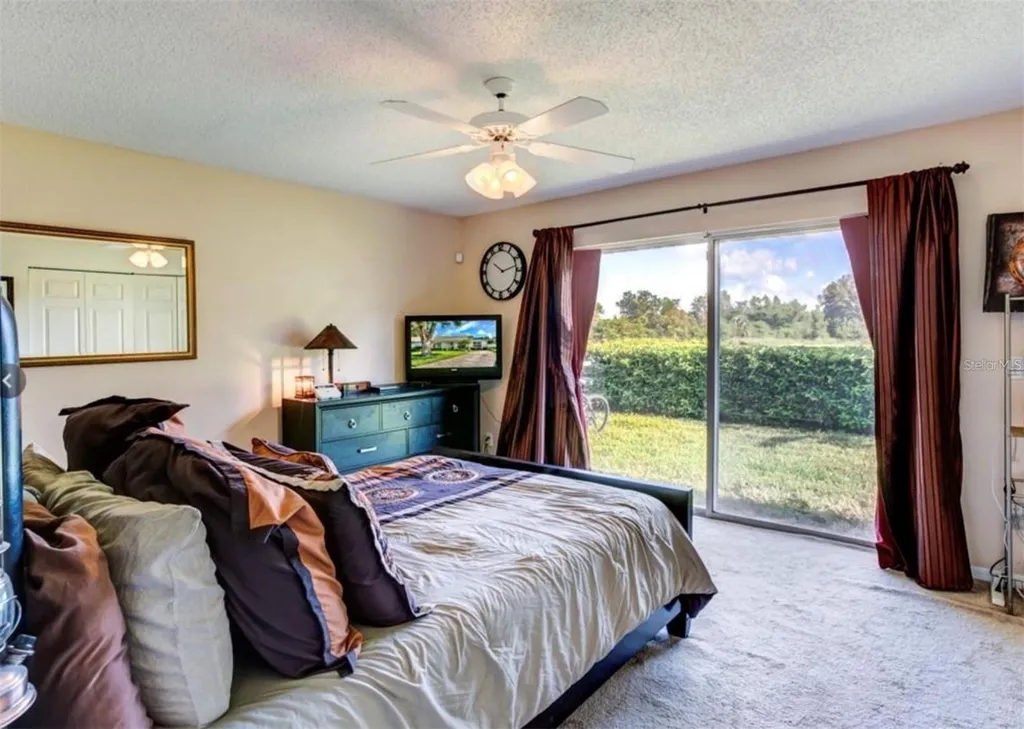 1730 Tropical Court Tavares FL 32778