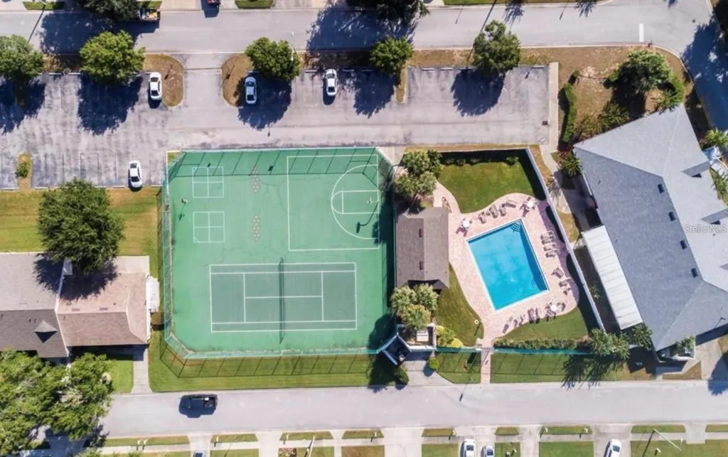 1730 Tropical Court Tavares FL 32778