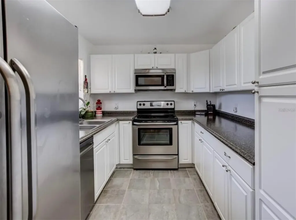1730 Tropical Court Tavares FL 32778