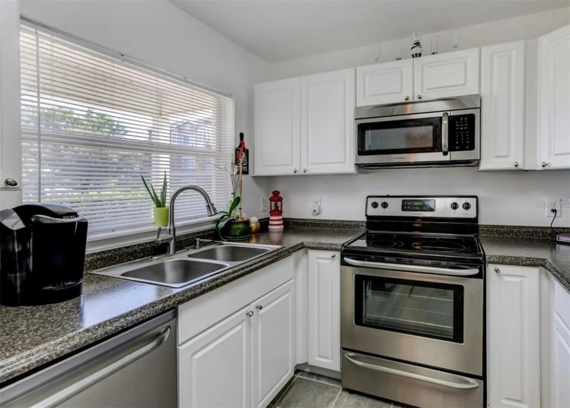 1730 Tropical Court Tavares FL 32778