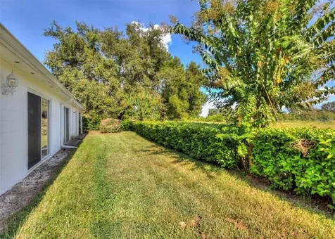 1730 Tropical Court Tavares FL 32778