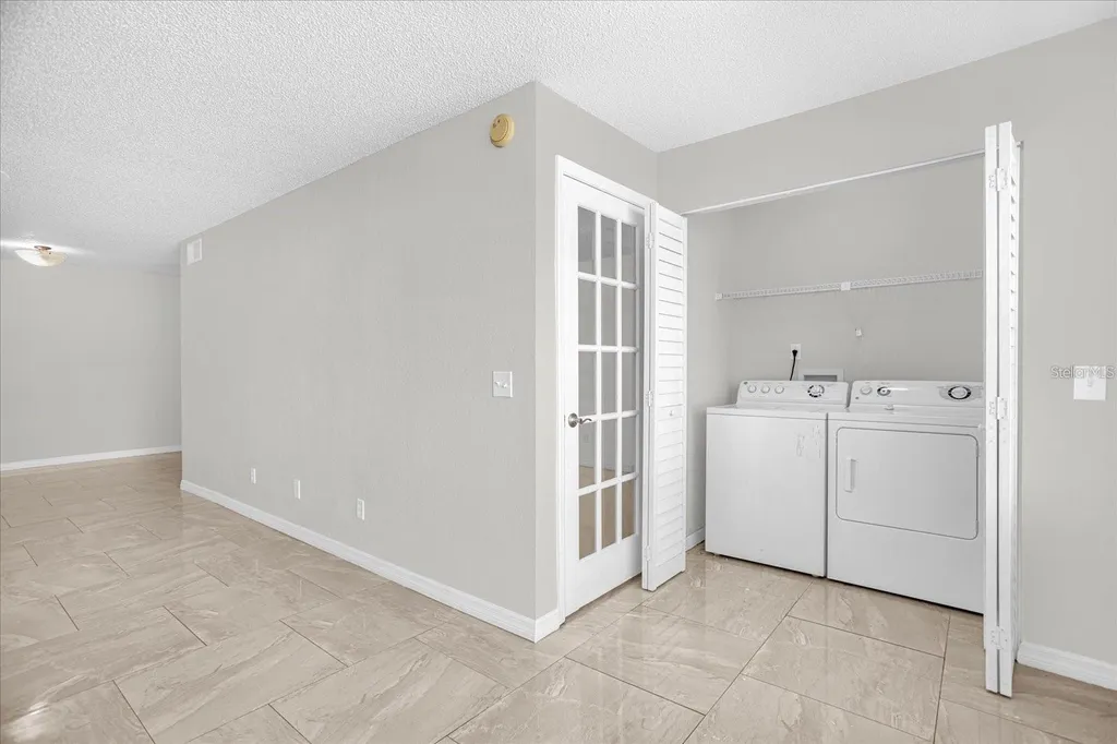 5132 Conroy Road Orlando FL 32811