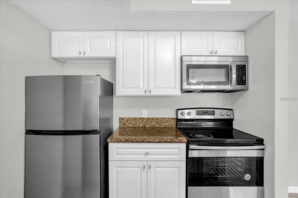 5132 Conroy Road Orlando FL 32811