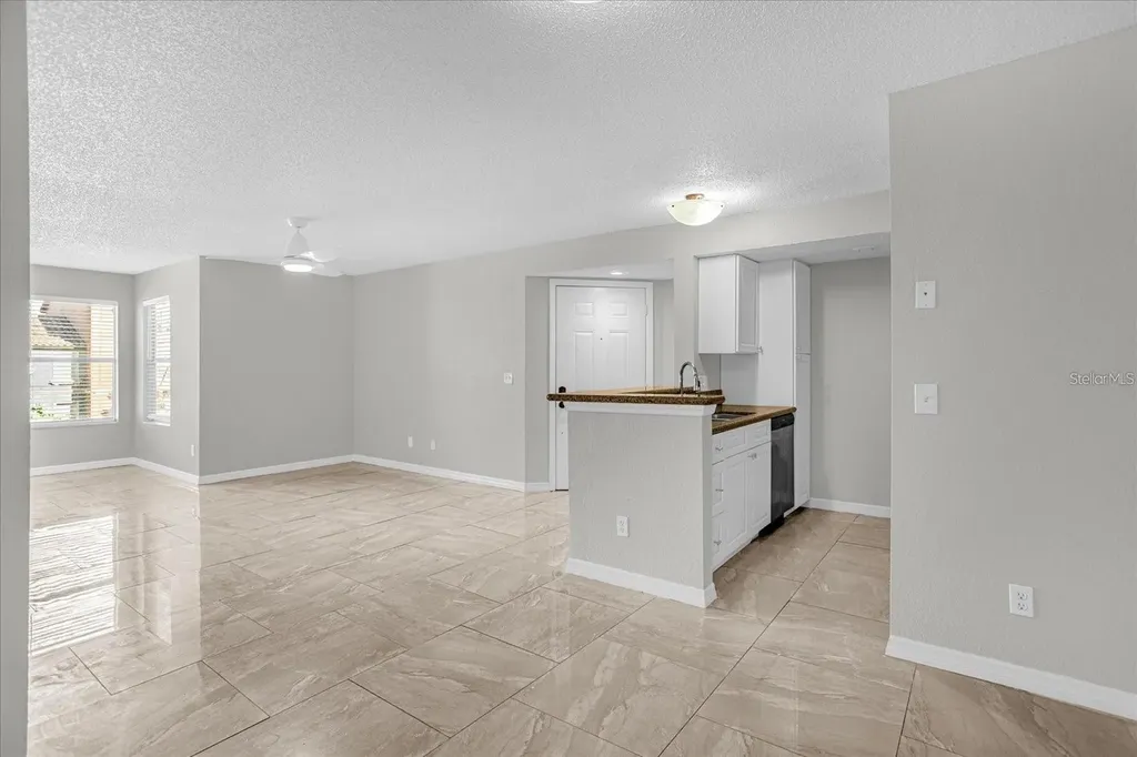 5132 Conroy Road Orlando FL 32811