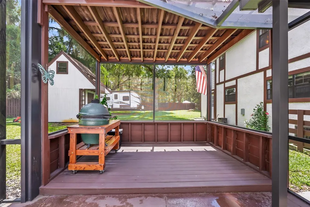 102 Thicket Lane Palatka FL 32177