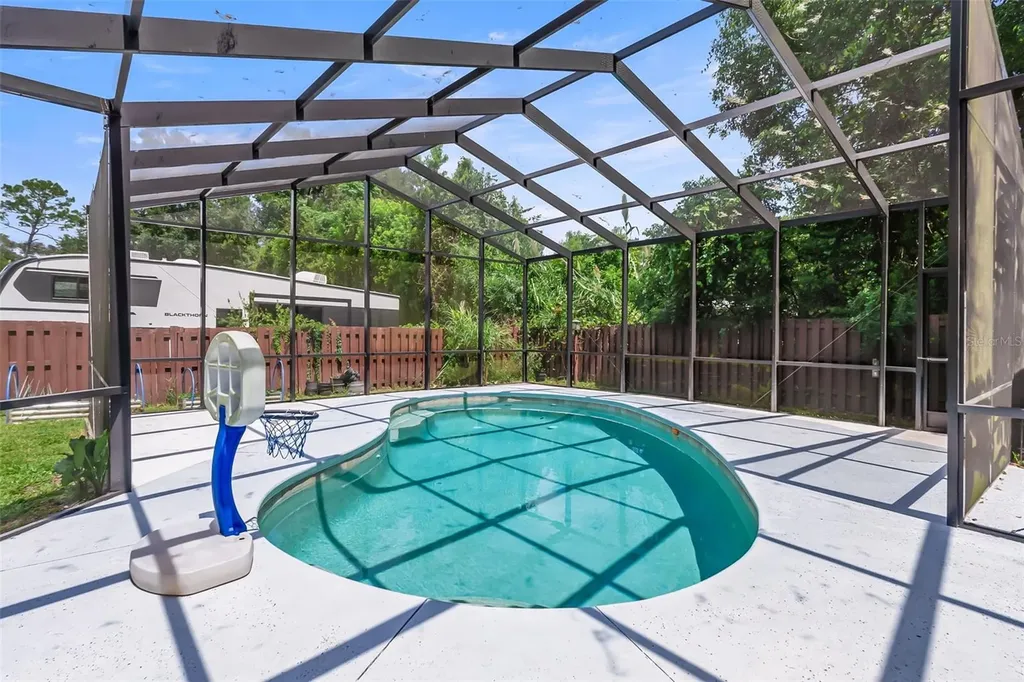 102 Thicket Lane Palatka FL 32177