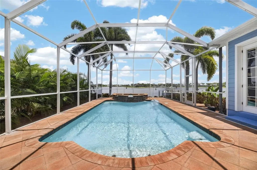 5243 Brighton Shore Drive Apollo Beach FL 33572