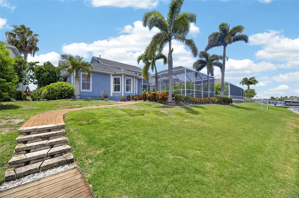5243 Brighton Shore Drive Apollo Beach FL 33572