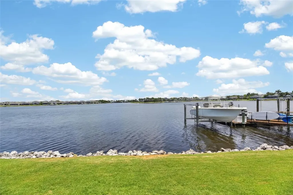 5243 Brighton Shore Drive Apollo Beach FL 33572