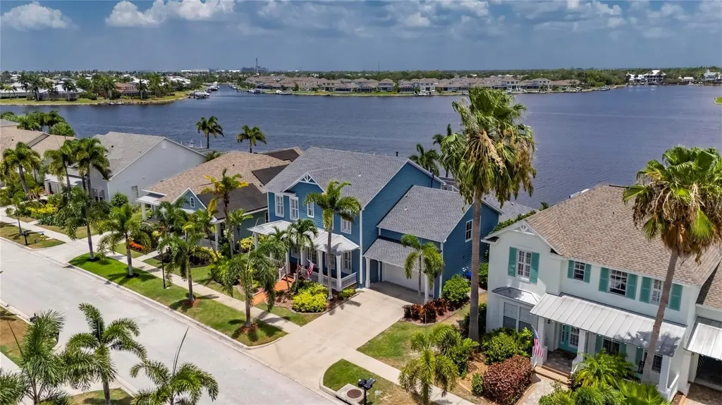 5243 Brighton Shore Drive Apollo Beach FL 33572