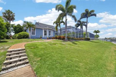 5243 Brighton Shore Drive Apollo Beach FL 33572