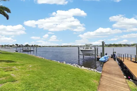 5243 Brighton Shore Drive Apollo Beach FL 33572