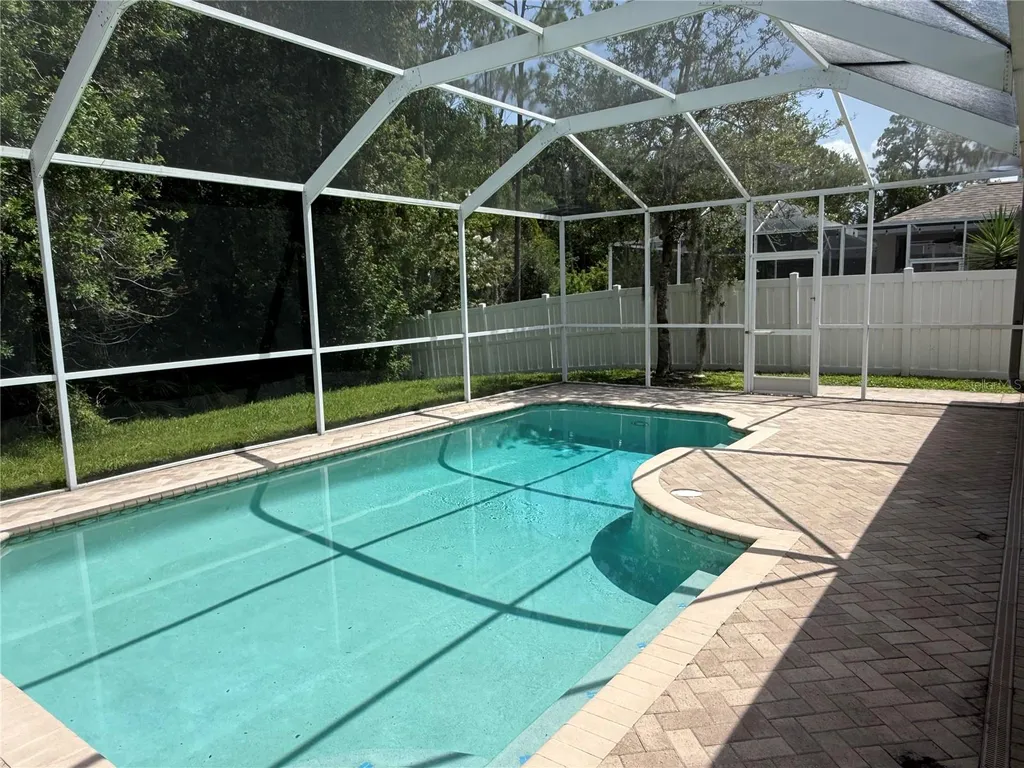 12521 Sparkleberry Road Tampa FL 33626