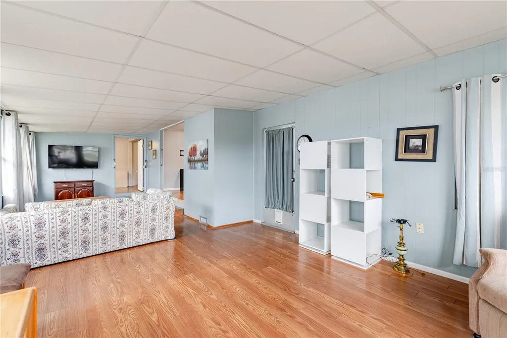 1030 Capella Drive Tavares FL 32778