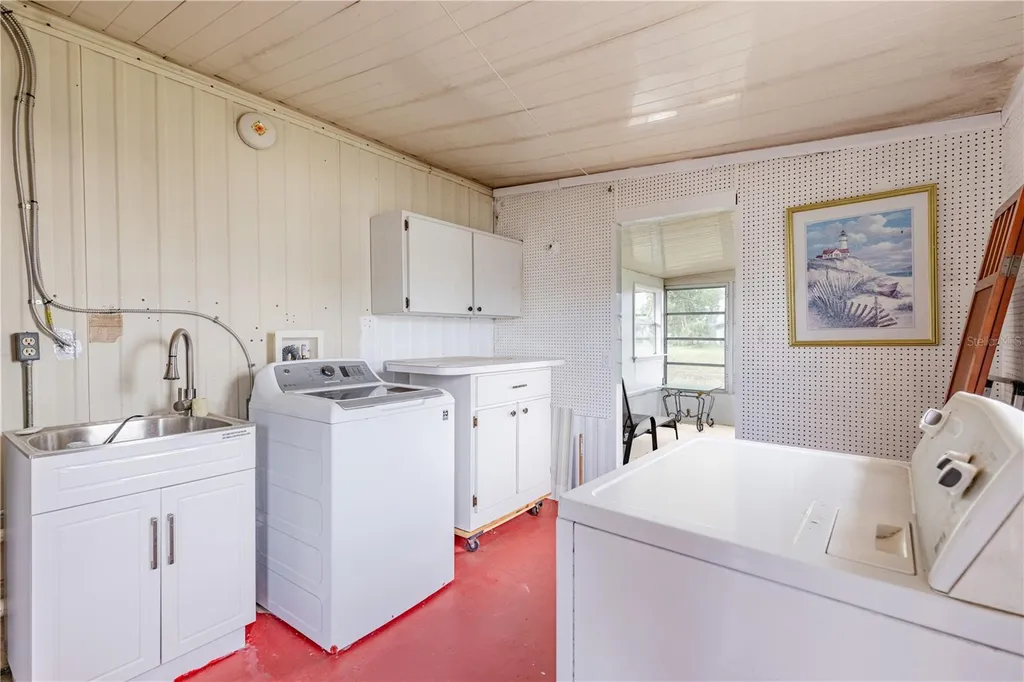 1030 Capella Drive Tavares FL 32778