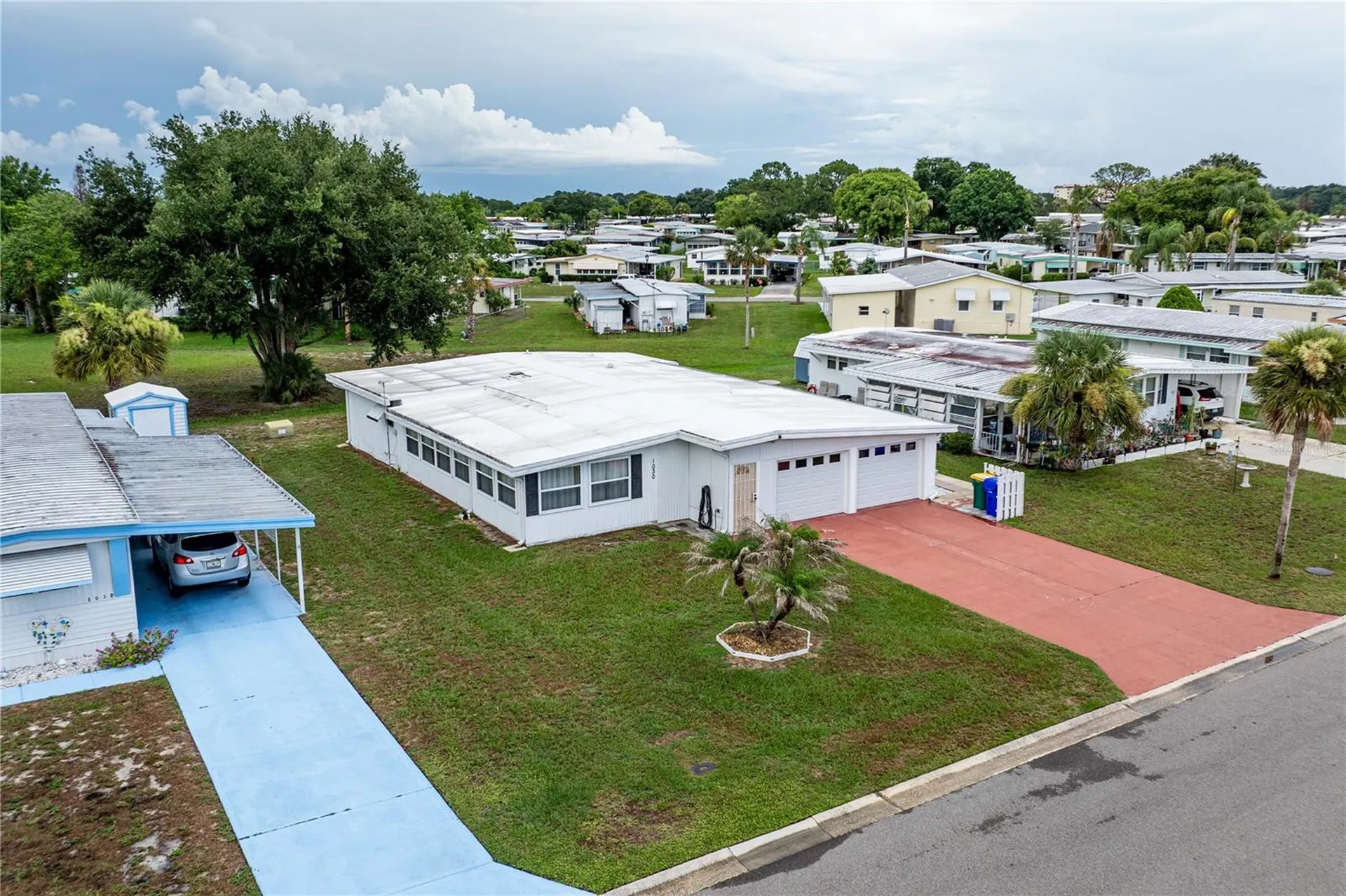 1030 Capella Drive Tavares FL 32778