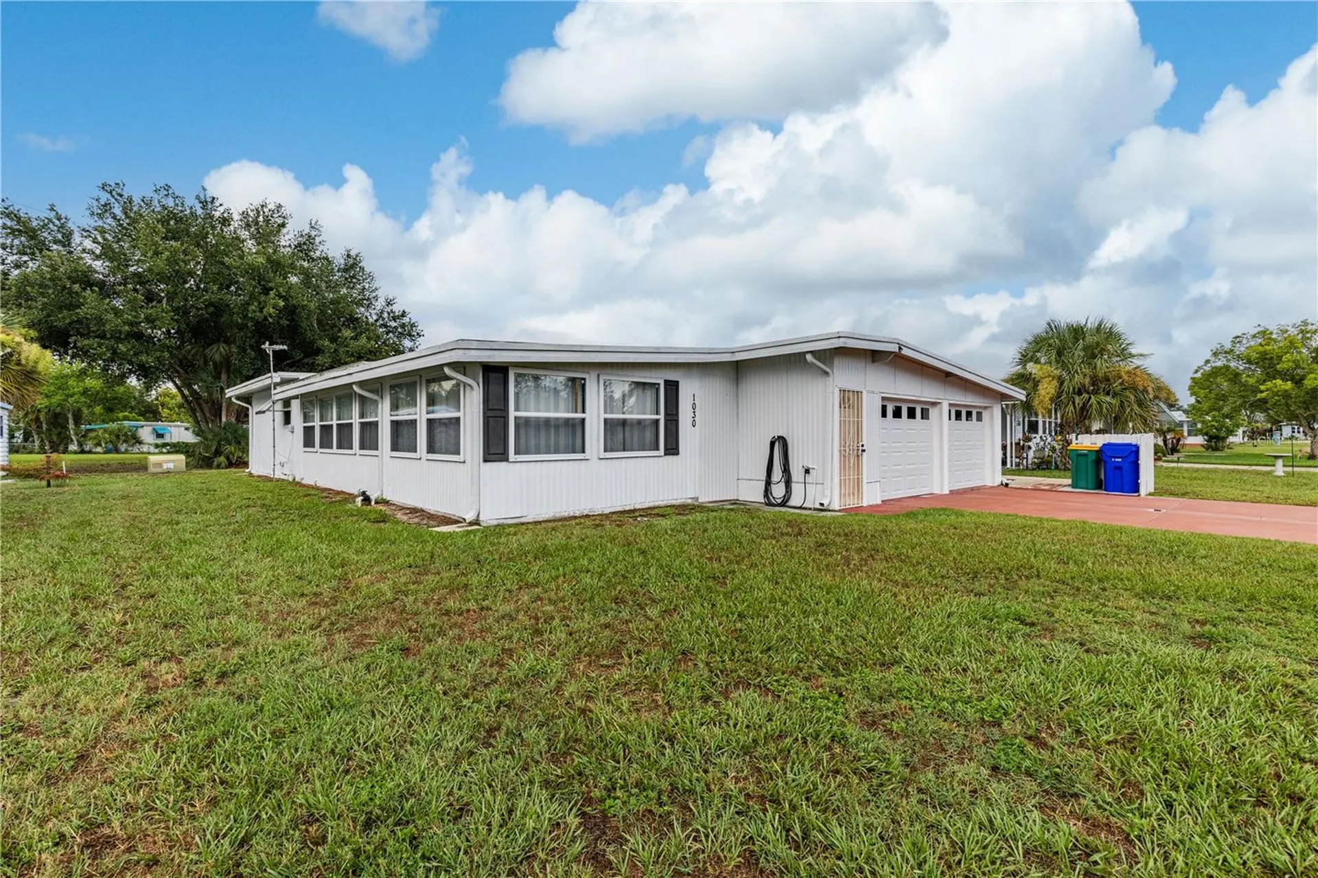 1030 Capella Drive Tavares FL 32778