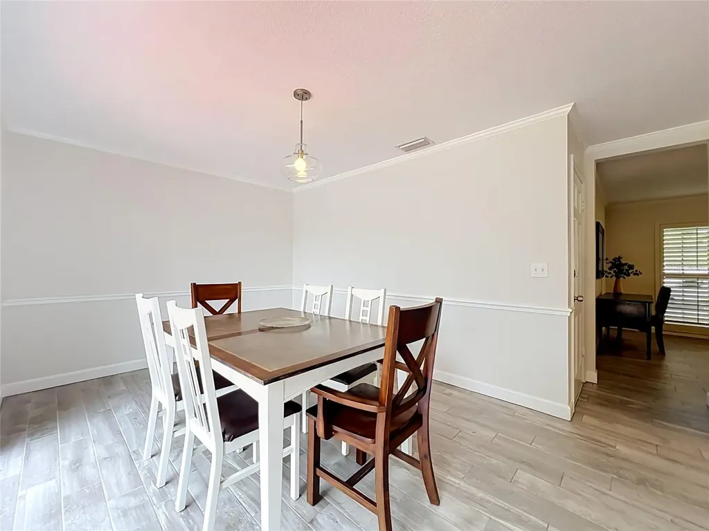 411 Monticello Drive Altamonte Springs FL 32701