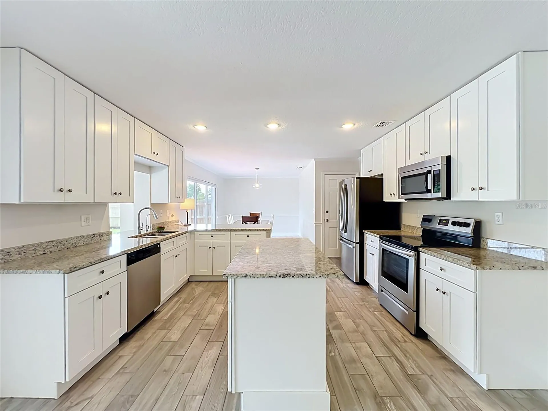 411 Monticello Drive Altamonte Springs FL 32701